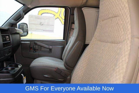 2025 Chevrolet Express 2500