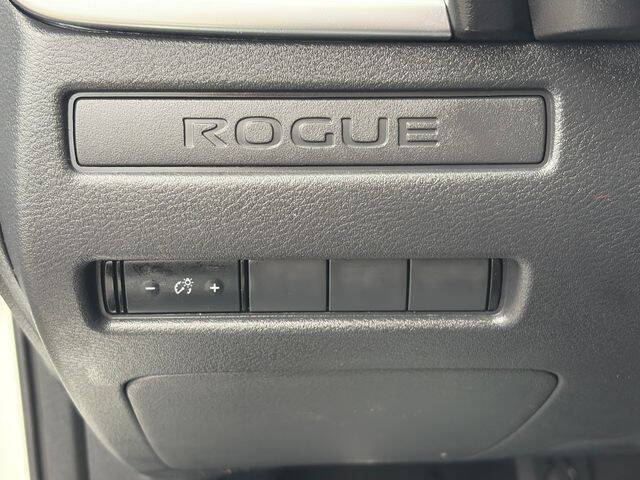 2022 Nissan Rogue S
