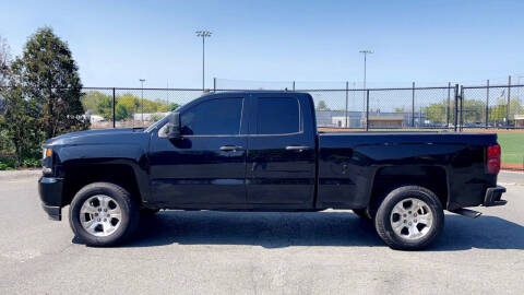 2018 Chevrolet Silverado 1500 Custom