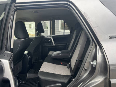 2018 Toyota 4Runner SR5