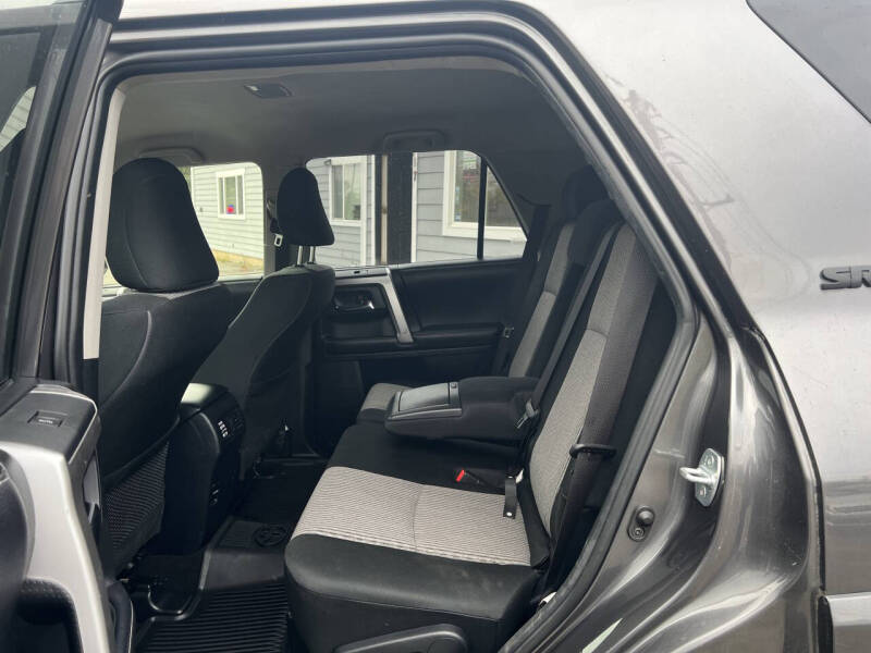 2018 Toyota 4Runner SR5