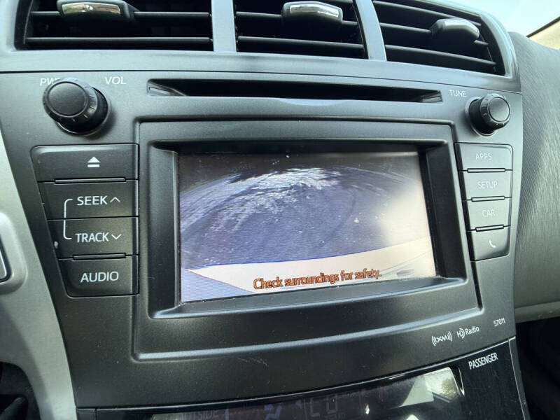 2012 Toyota Prius v Two