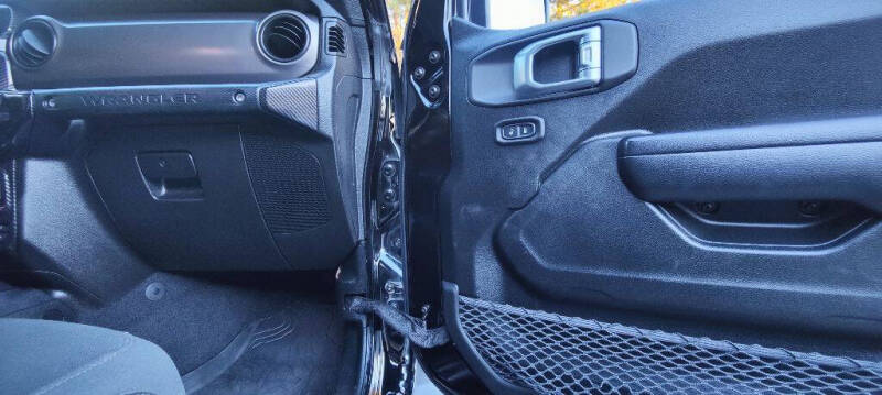 2020 Jeep Wrangler Unlimited Sport