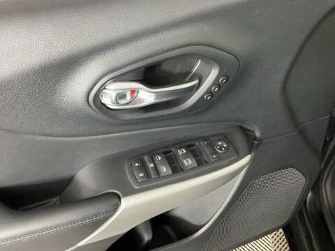 2017 Jeep Cherokee Overland