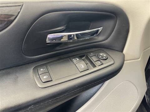 2015 Dodge Grand Caravan SE