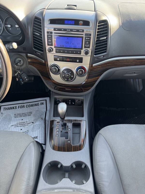 2012 Hyundai Santa Fe SE