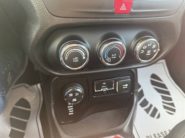 2016 Jeep Renegade Trailhawk