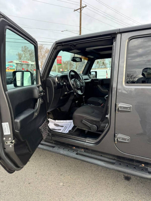 2017 Jeep Wrangler Unlimited Sport