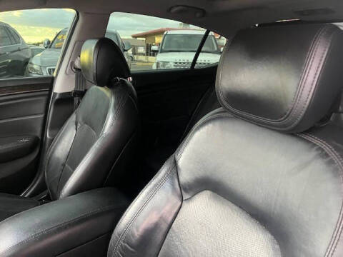 2014 Kia Cadenza Premium