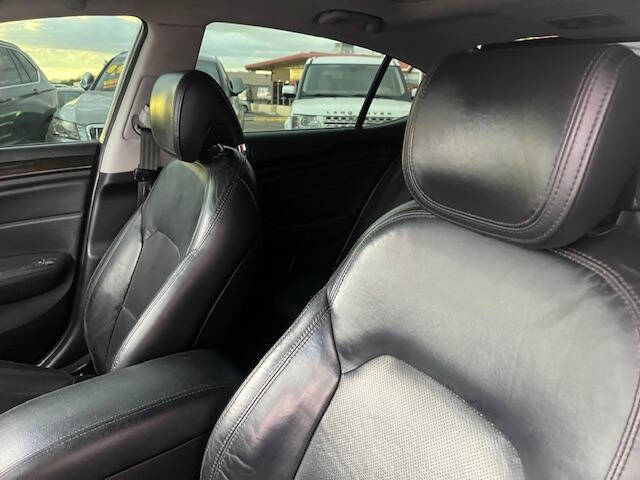 2014 Kia Cadenza Premium