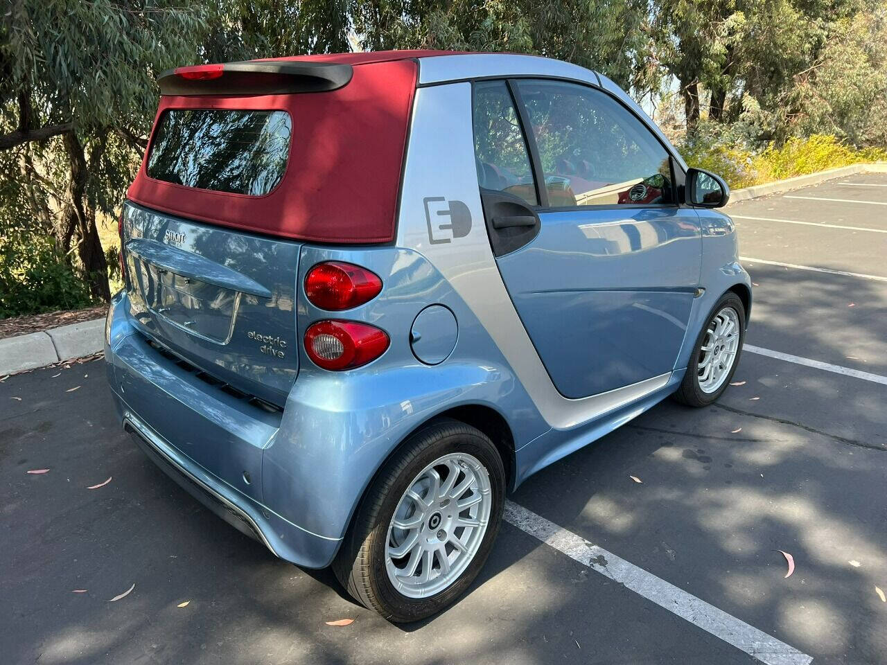 2013 Smart fortwo electric drive for sale at Martyn Motors in San Diego, CA