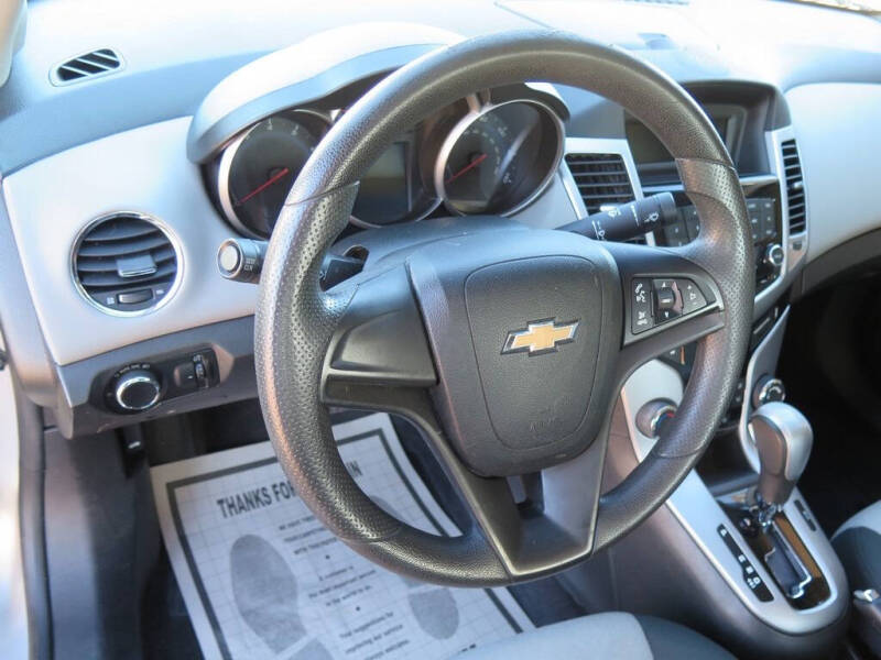 2011 Chevrolet Cruze LS