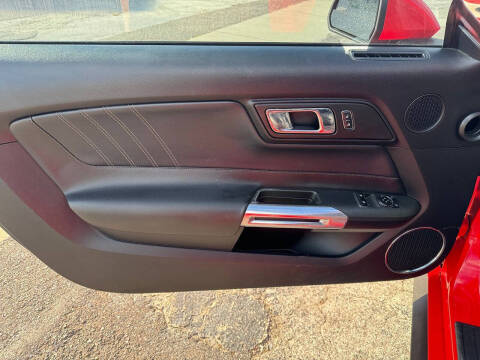 2017 Ford Mustang EcoBoost Premium