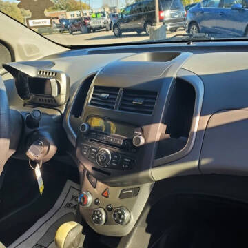 2013 Chevrolet Sonic LT Auto