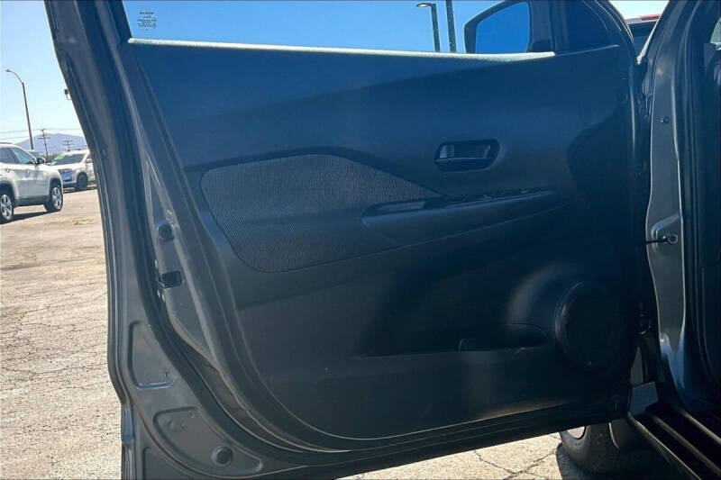 2018 Nissan Kicks S