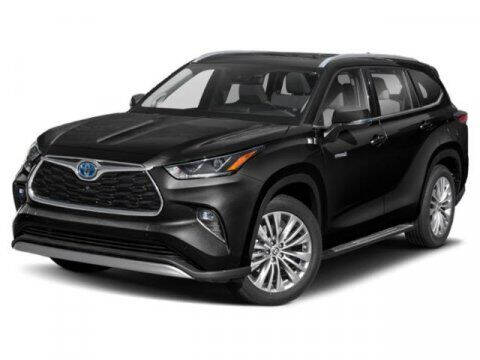 2020 Toyota Highlander Hybrid for sale at HILAND TOYOTA in Moline IL
