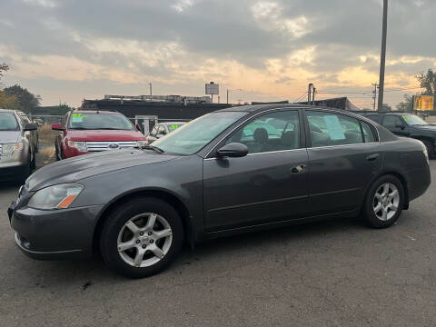 2005 Nissan Altima for sale at Issy Auto Sales in Portland OR