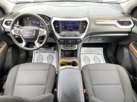 2023 GMC Acadia SLE