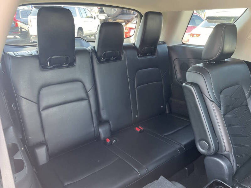 2022 Nissan Pathfinder Platinum