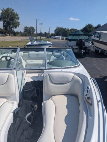 2005 Crownline 206 ls