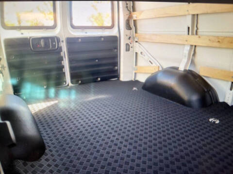 2024 Chevrolet Express 2500