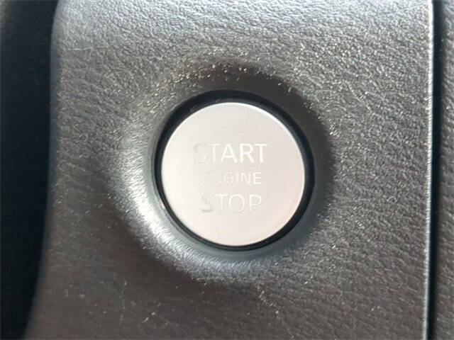 2022 Nissan Frontier PRO-X