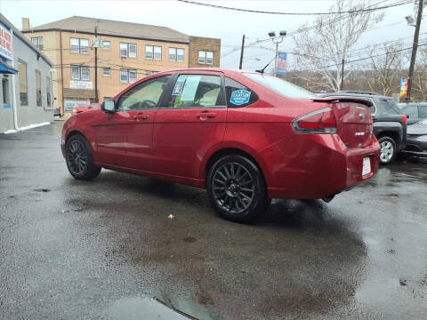 2010 Ford Focus SES