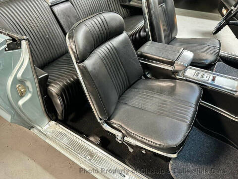 1964 Ford Thunderbird