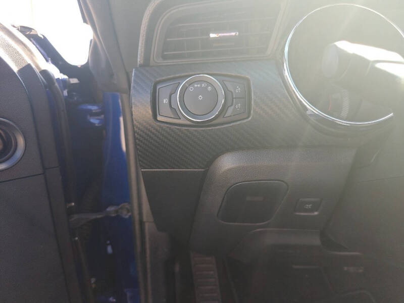 2016 Ford Mustang V6