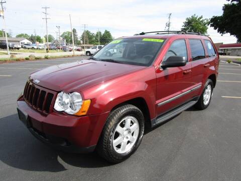 2009 Jeep Grand Cherokee for sale at Ideal Auto Sales, Inc. in Waukesha WI