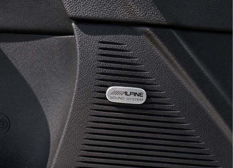 2018 Dodge Challenger SXT Plus