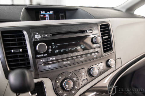 2012 Toyota Sienna
