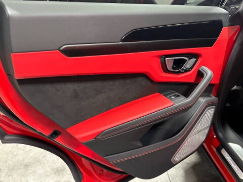 2022 Lamborghini Urus