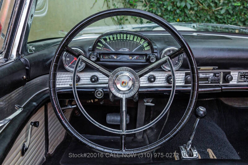 1956 Ford Thunderbird
