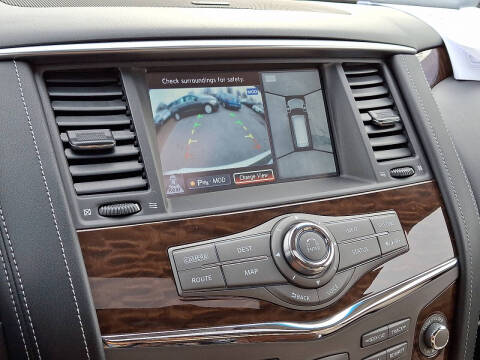 2017 Nissan Armada Platinum