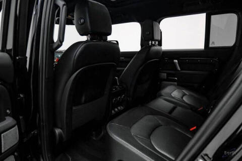 2024 Land Rover Defender 130 P400 X-Dynamic SE