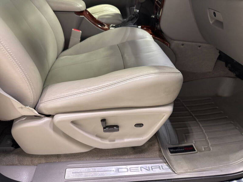 2008 GMC Envoy Denali