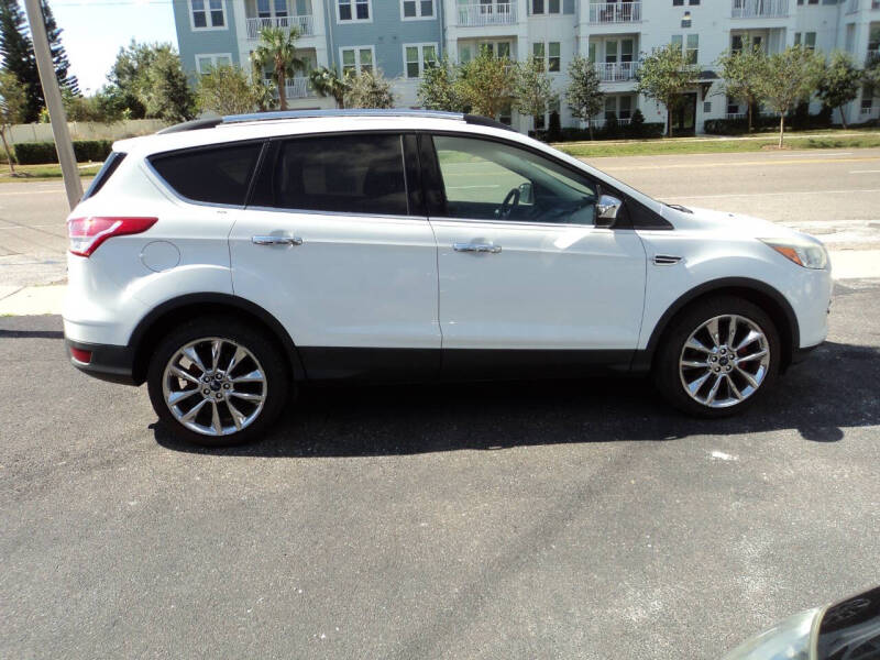 2016 Ford Escape SE