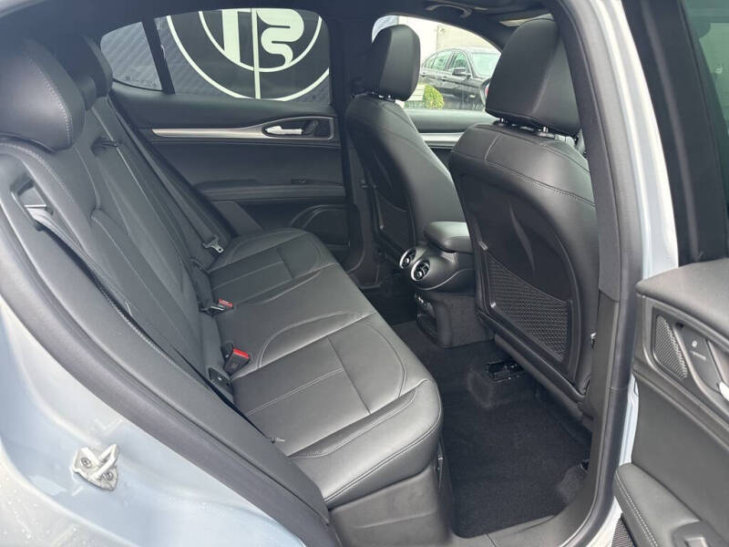 2025 Alfa Romeo Stelvio