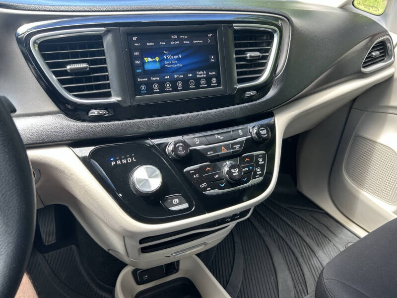 2020 Chrysler Pacifica Touring