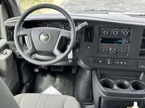 2024 Chevrolet Express 3500