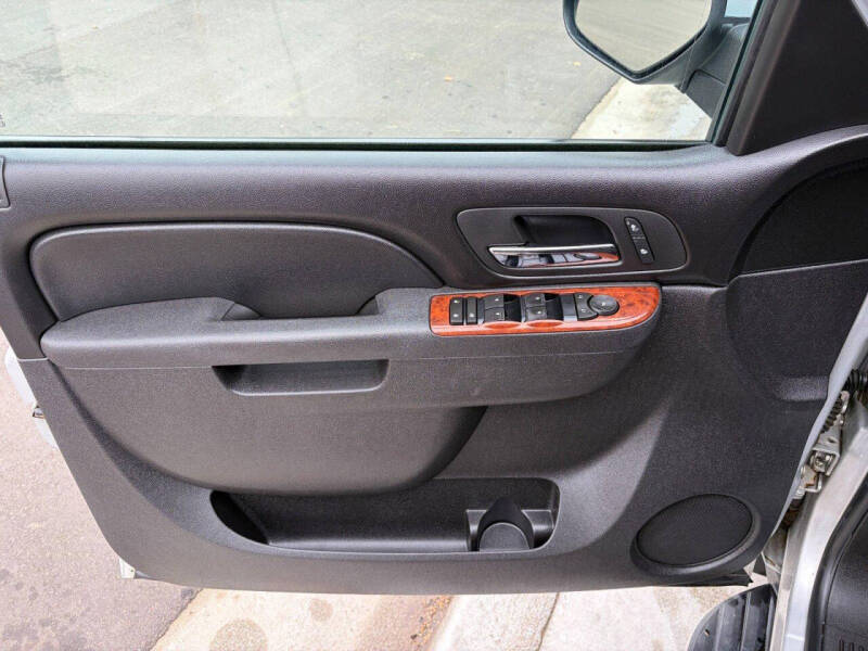 2010 Chevrolet Suburban LT