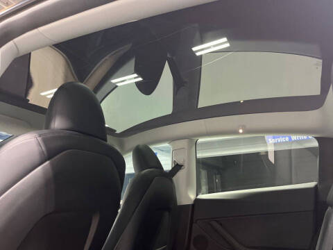 2025 Tesla Model Y Performance
