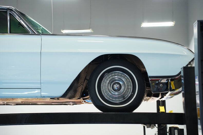 1963 Ford Thunderbird