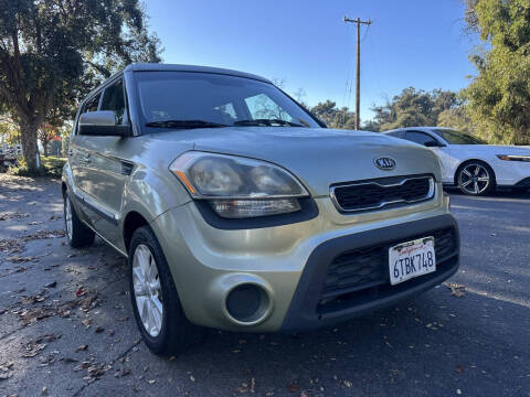 2012 Kia Soul +