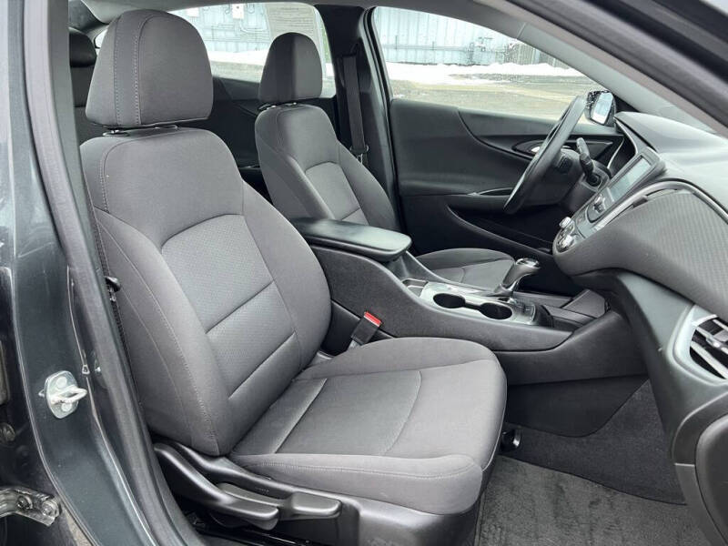 2018 Chevrolet Malibu LS