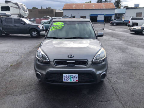 2013 Kia Soul for sale at ET AUTO II INC in Molalla OR