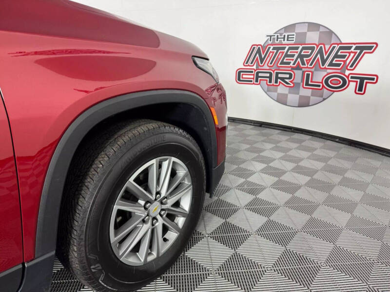 2023 Chevrolet Traverse LT Leather