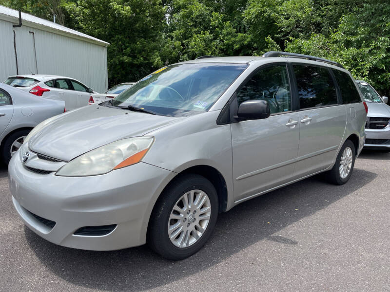 2008 Toyota Sienna for sale at EZ Buy Autos in Vineland NJ