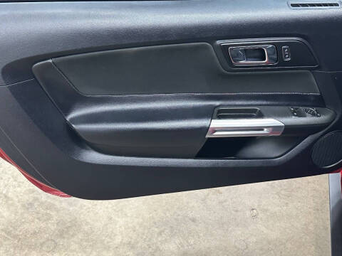 2015 Ford Mustang V6